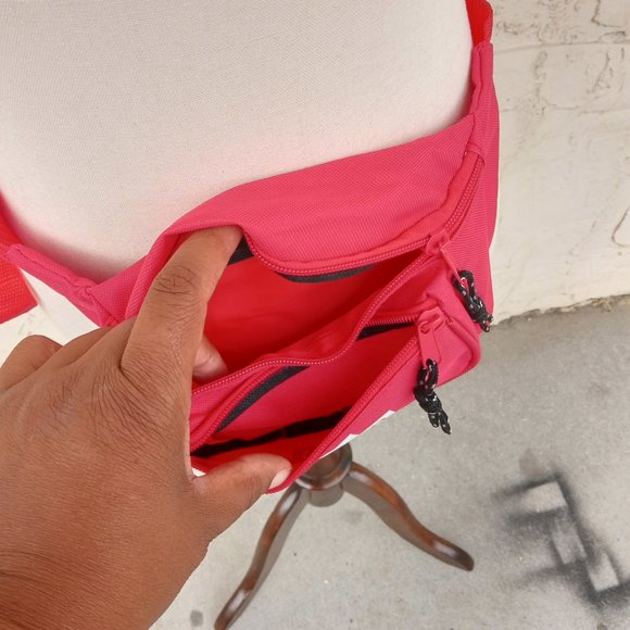 Lifeguard Fanny Pack - Picture 5 of 6